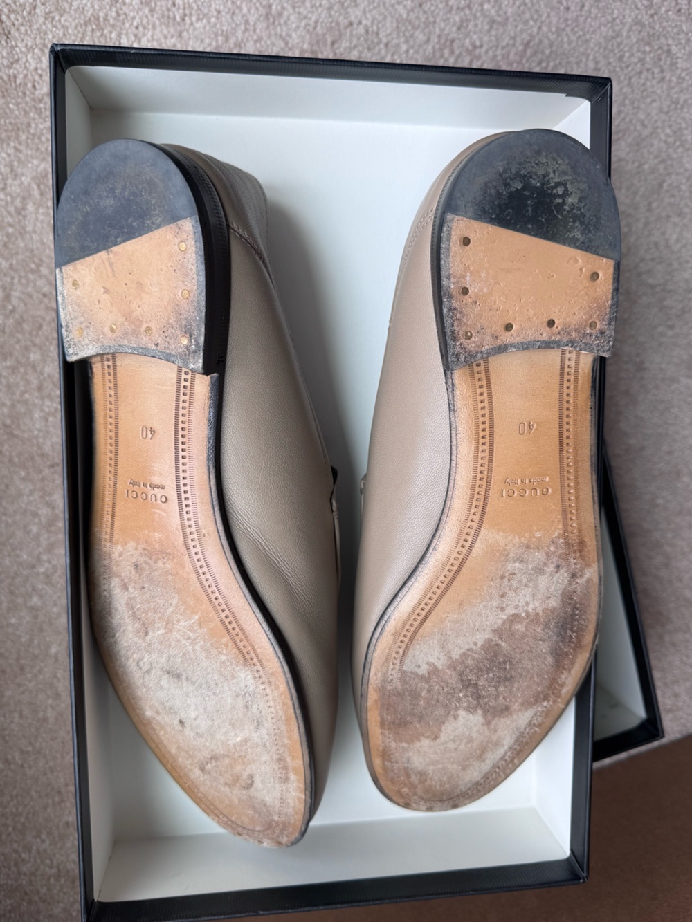 Gucci Brixton Leather Horsebit Loafers in the classic taupe/mud colorway. - Picture 12 of 14
